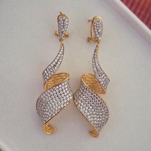 Gorgeous drop crystal/gold plated earings